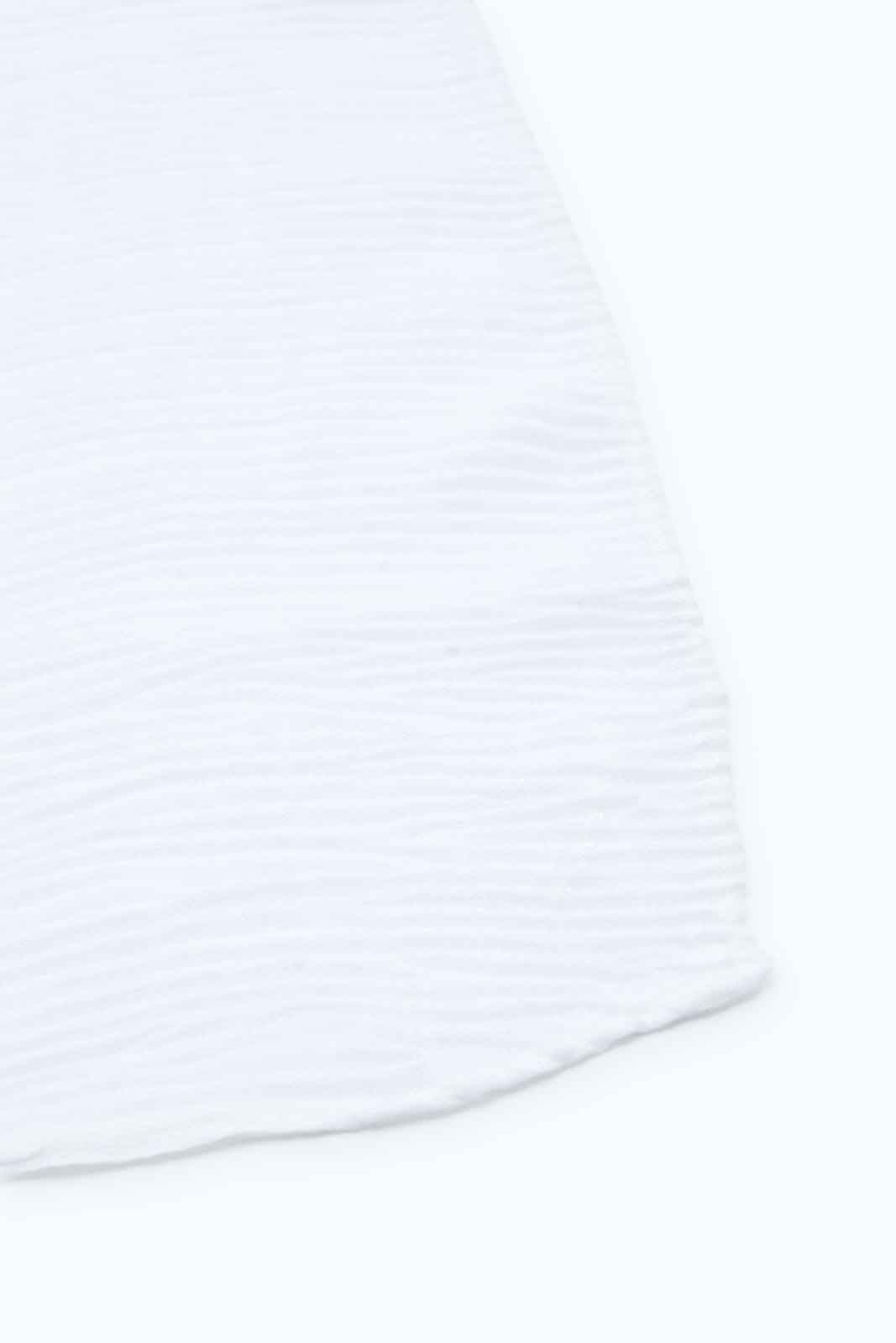Redtag-White-Scarf-Category:Scarves,-Colour:White,-Filter:Girls-Accessories,-GIR-Scarves,-H1:ACC,-H2:GIR,-H3:GIA,-H4:SCA,-New-In,-New-In-GIR-ACC,-Non-Sale,-S23B,-Season:S23B,-Section:Girls-(0-to-14Yrs)-Girls-