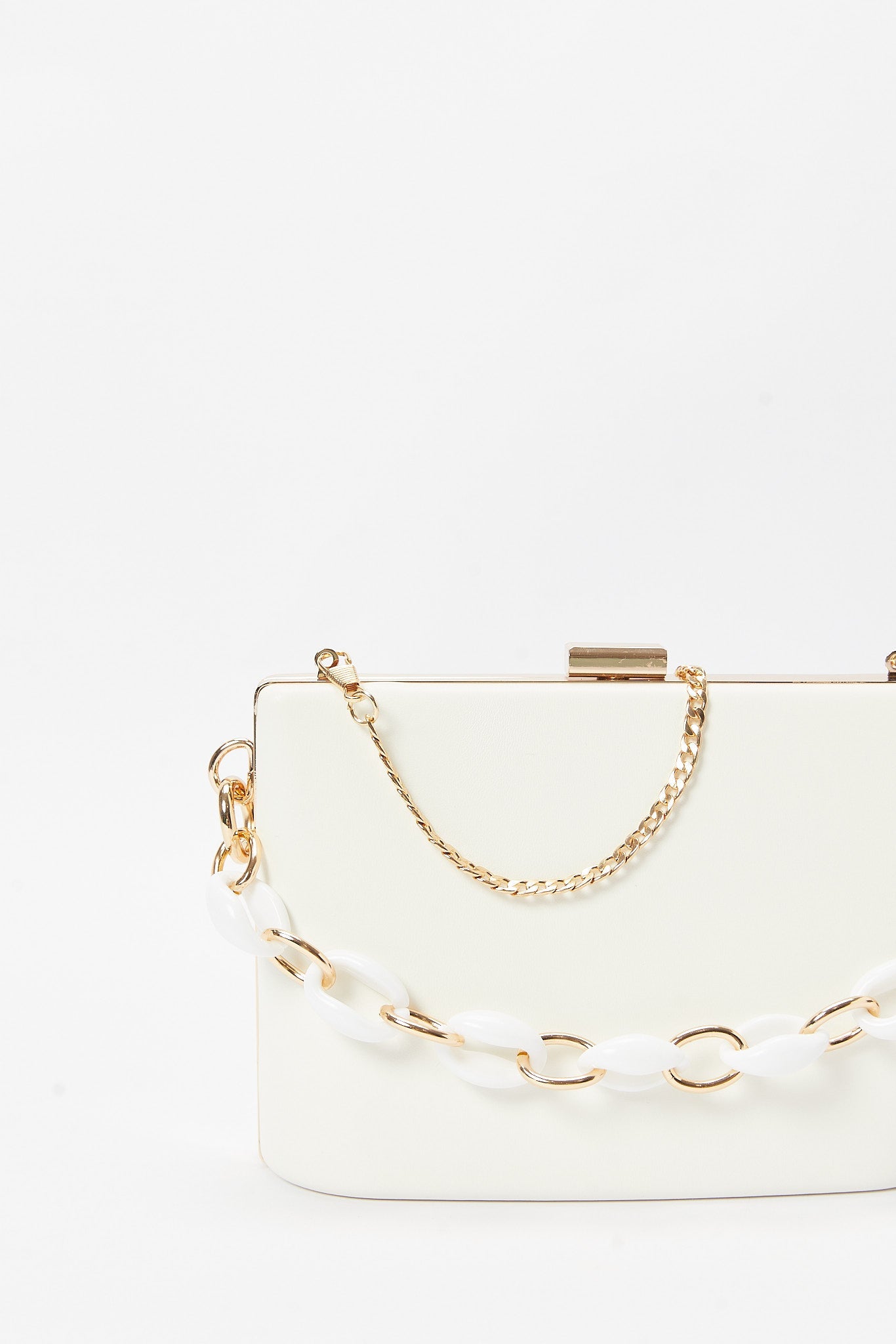 Redtag-White-Embellished-Evening-Clutch-Bag-With-Resin-Chain-Category:Bags,-Colour:White,-Filter:Women's-Accessories,-New-In,-New-In-Women-ACC,-Non-Sale,-S23B,-Section:Women,-Women-Bags-Women-