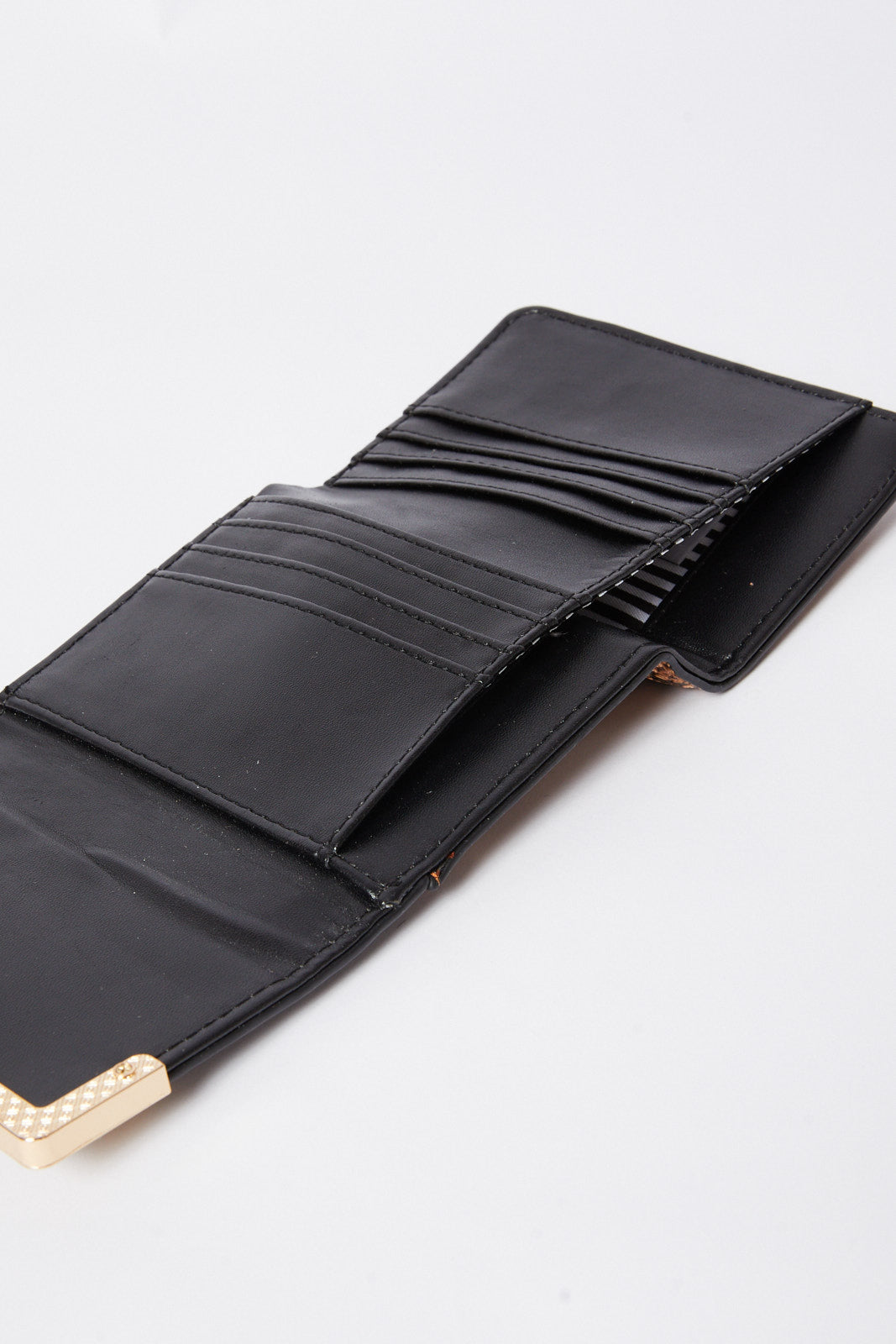 Redtag-Multi-Colour-Animal-Texture-Wallet-With-Small-Metal-Hardware-Category:Purse,-Colour:Assorted,-Filter:Women's-Accessories,-H1:ACC,-H2:LAD,-H3:LAB,-H4:HBG,-New-In,-New-In-Women-ACC,-Non-Sale,-S23B,-Season:S23B,-Section:Women,-Women-Bags-Women-