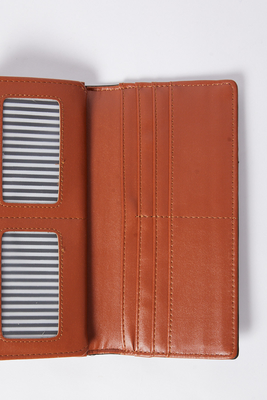 Redtag-Stripe-Wallet-With-Small-Lock-Category:Purse,-Colour:Assorted,-Filter:Women's-Accessories,-H1:ACC,-H2:LAD,-H3:LAB,-H4:HBG,-New-In,-New-In-Women-ACC,-Non-Sale,-S23B,-Season:S23B,-Section:Women,-Women-Bags-Women-