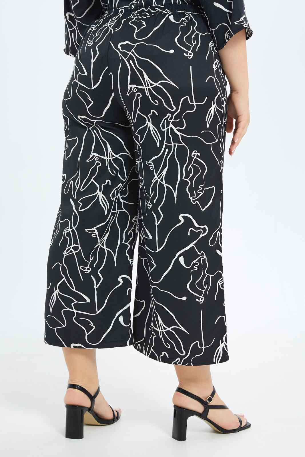 Redtag-Women-Black-Abstract-Print-Elasticated-Waist-Wide-Leg-Trouser-Category:Trousers,-Colour:Assorted,-Deals:New-In,-Filter:Plus-Size,-LDP-Trousers,-New-In-LDP-APL,-Non-Sale,-S23B,-Section:Women-Women's-
