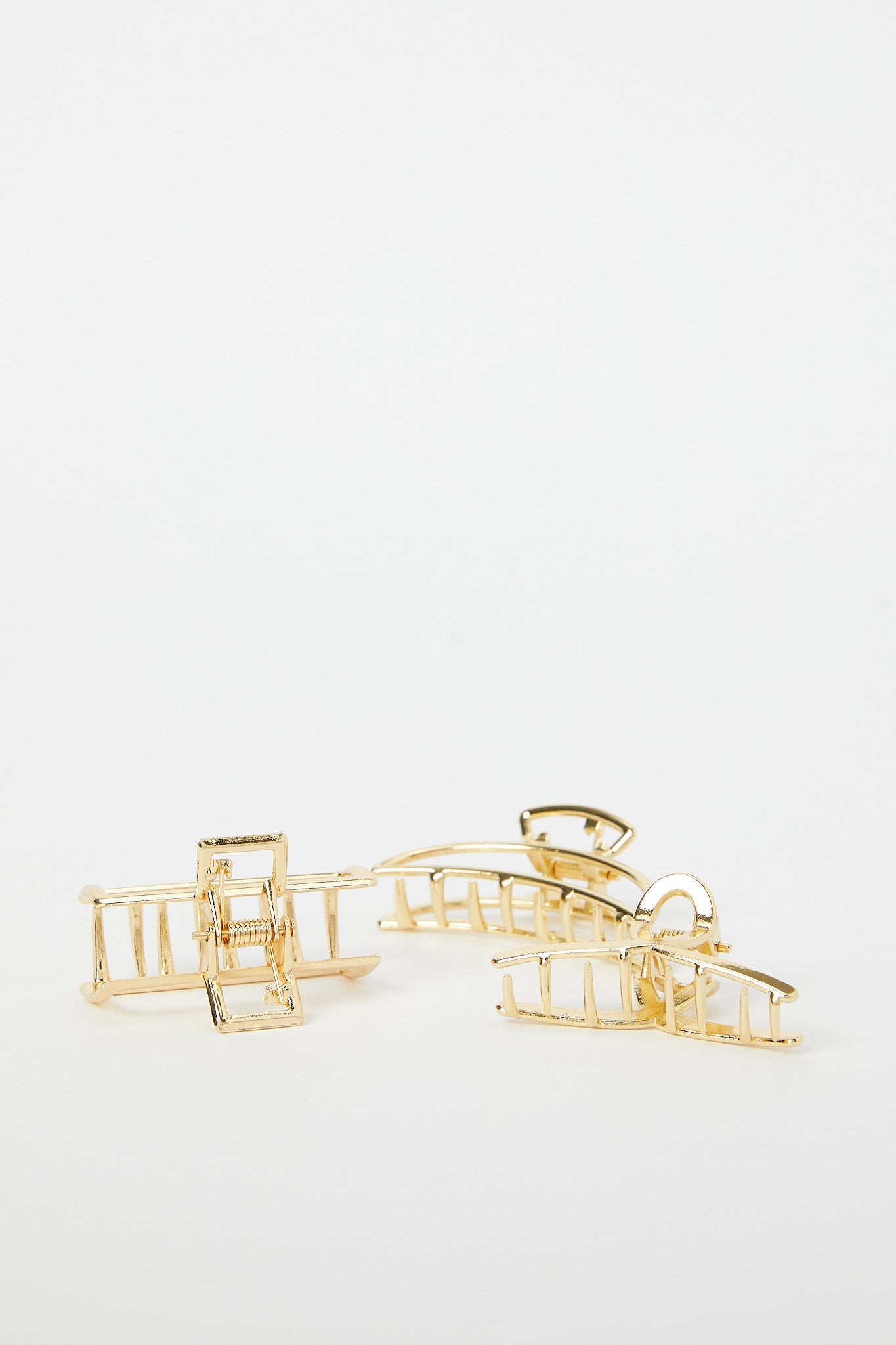 Redtag-Hair-Claw-Category:Hair-Accessories,-Colour:Assorted,-Filter:Women's-Accessories,-LEC-Hair-Accessories,-New-In,-New-In-Women-ACC,-Non-Sale,-RMD,-S23B,-Section:Women-Women-