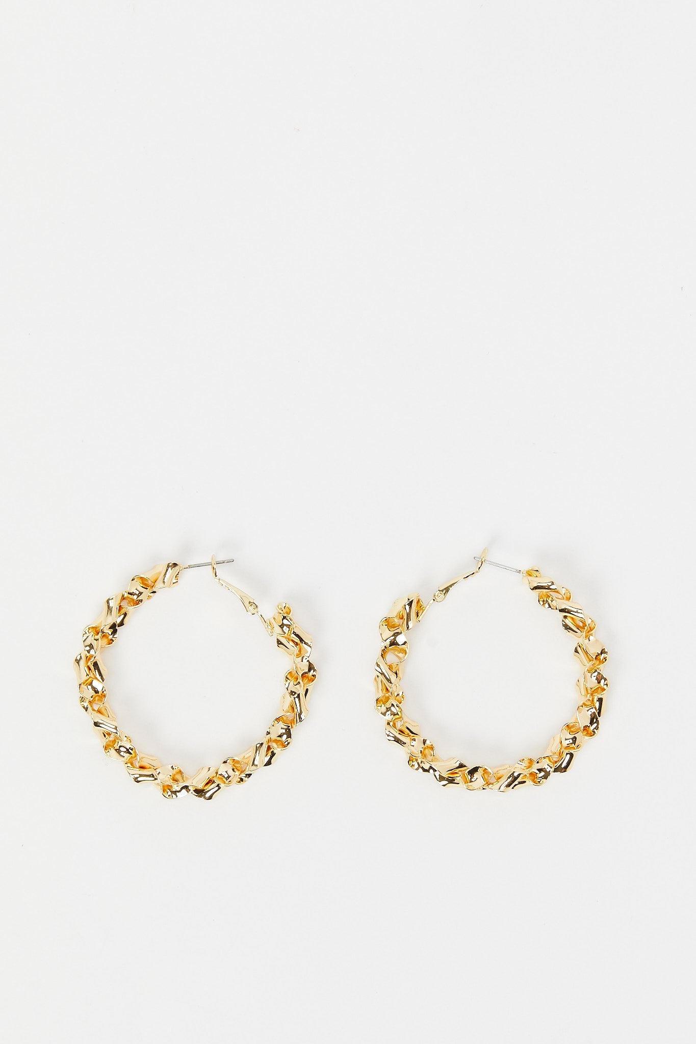 Redtag-Gold-Heavy-Chain-Embellished-Necklace-And-Earrings-Category:Jwellery,-Colour:Assorted,-Filter:Women's-Accessories,-LEC-Jewellery,-New-In,-New-In-Women-ACC,-Non-Sale,-RMD,-S23B,-Section:Women-Women-