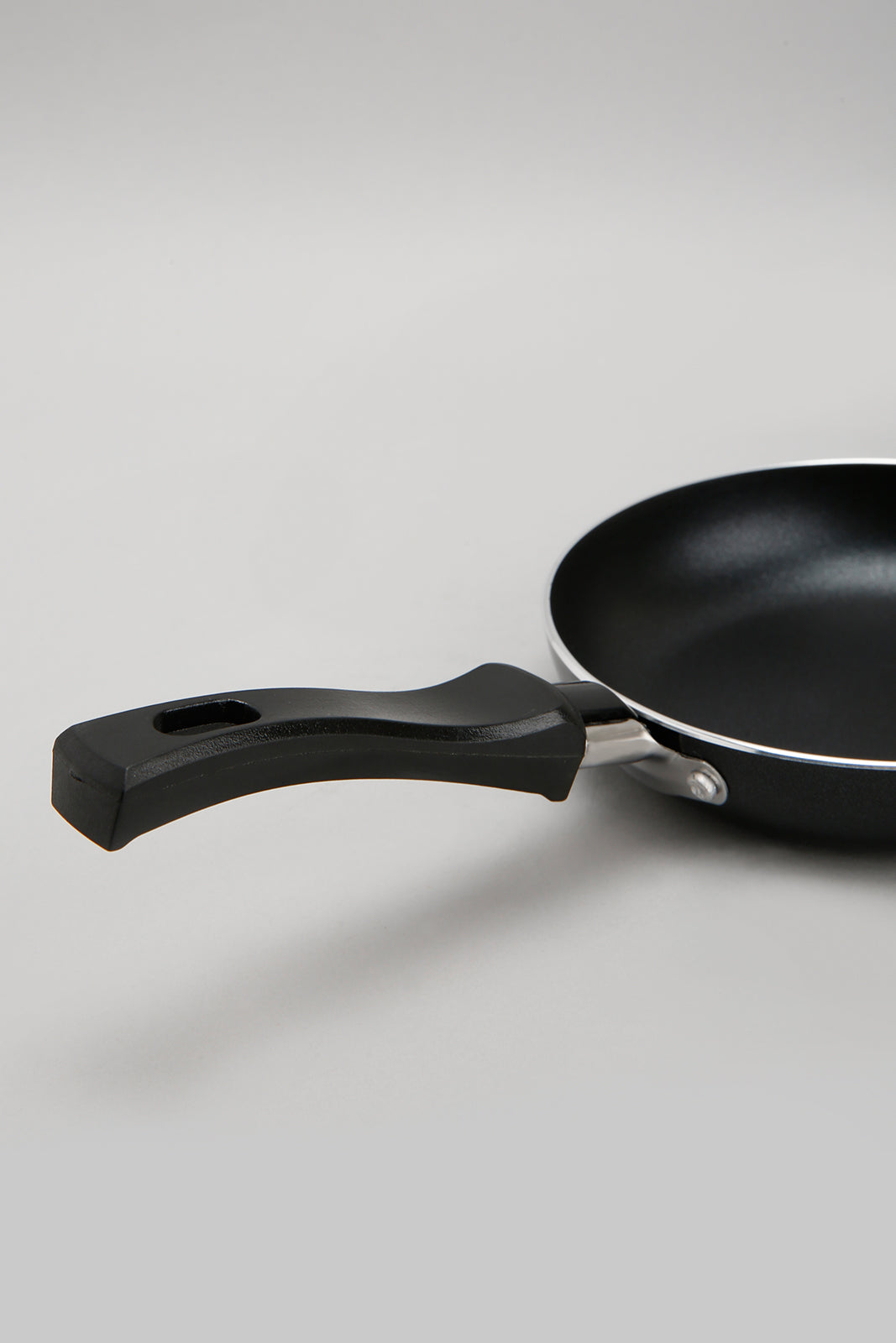 Black Alumimum Nonstick Mini Pan (14cm)