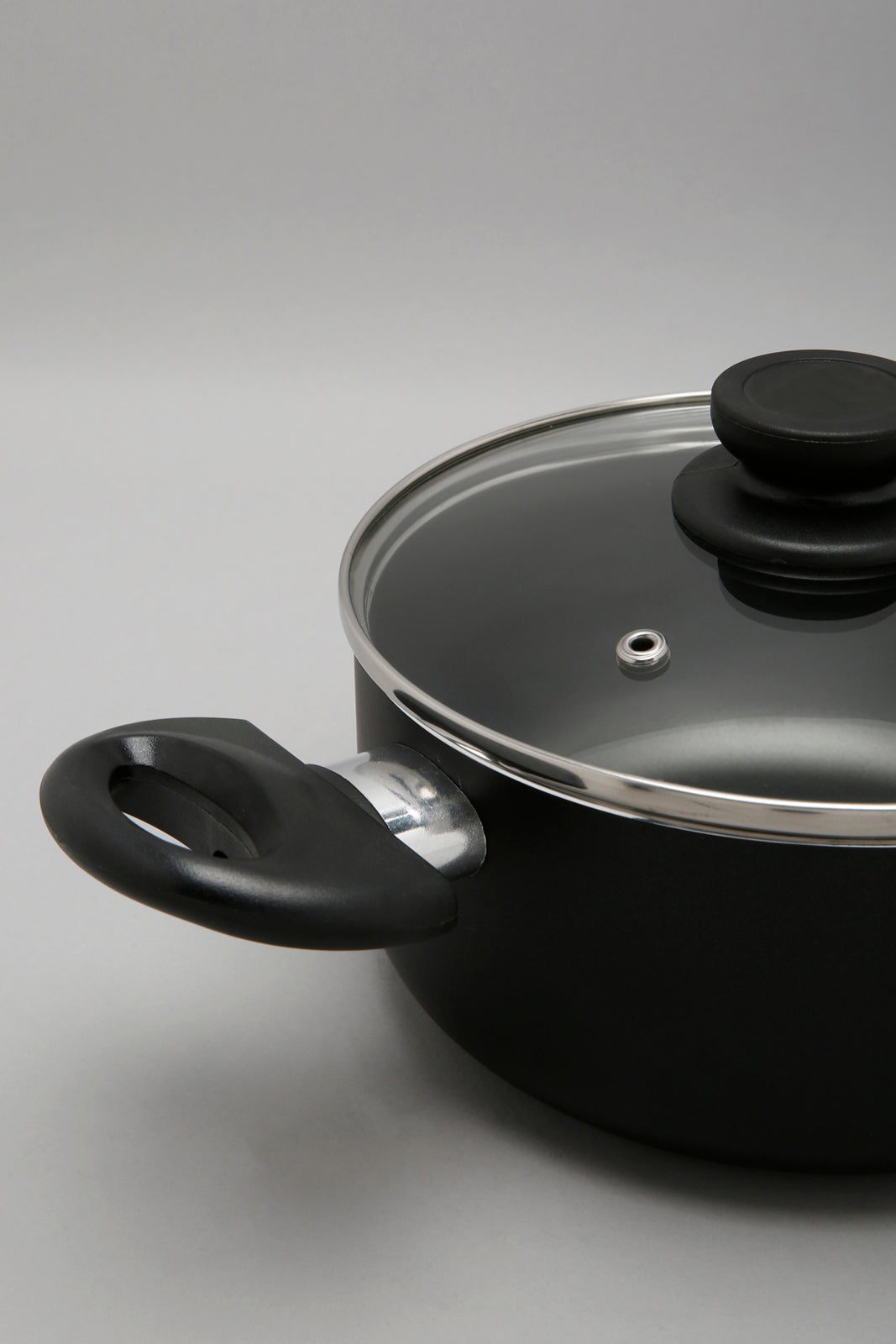 Black Aluminum Nonstick Dutch Oven With Glass Lid (18cm)