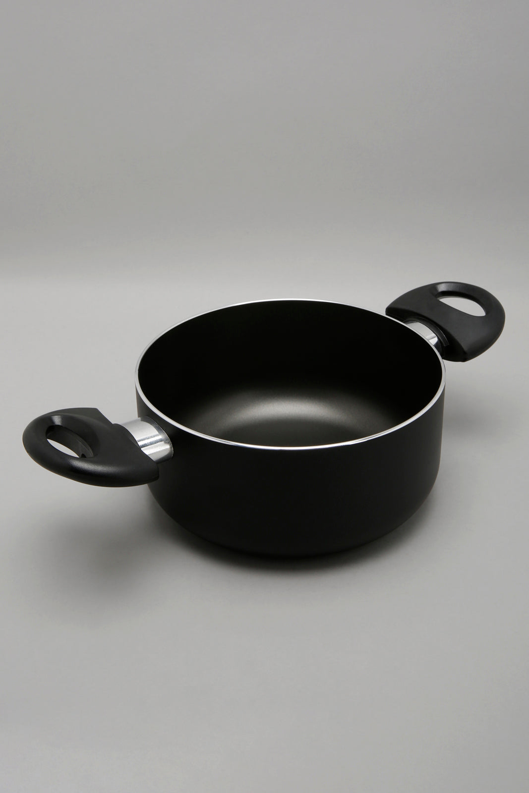 Black Aluminum Nonstick Dutch Oven With Glass Lid (18cm)