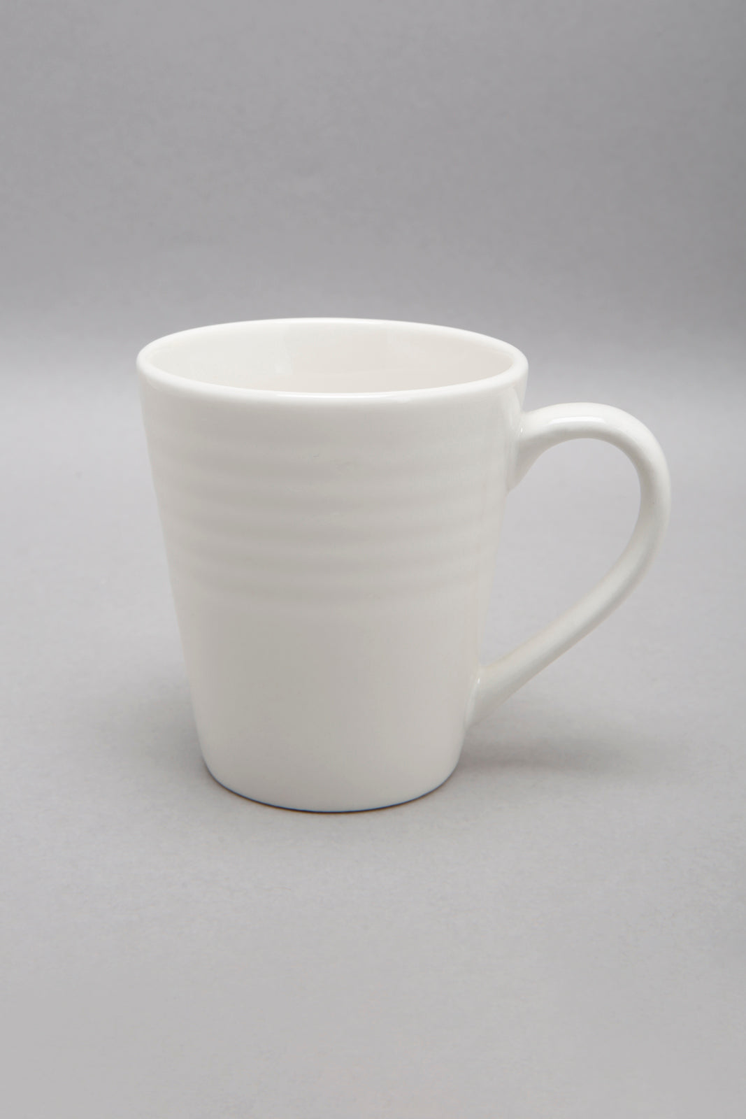 White Spiral Design Dinner Set (16 Piece)