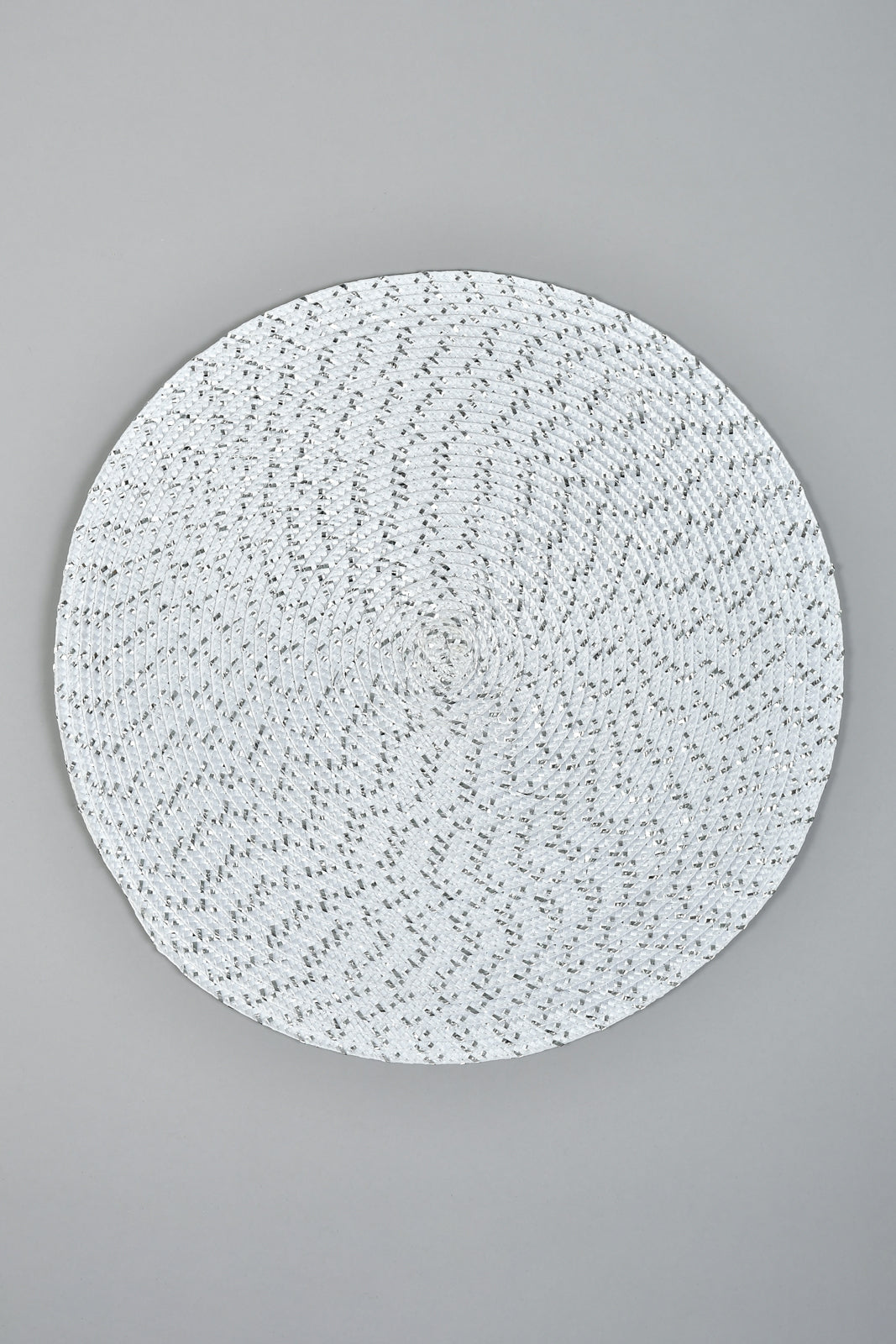White/Silver Round Woven Placemat