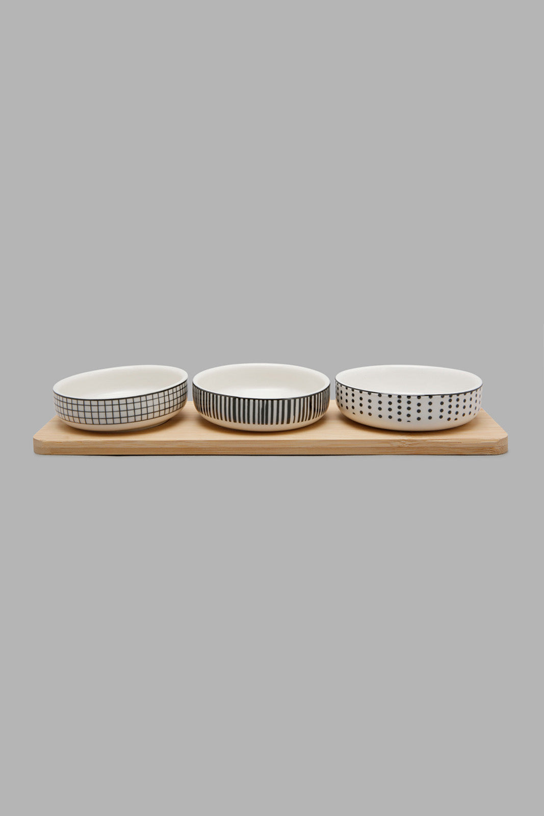 Redtag-Assorted-Round-Serving-Bowl-With-Bamboo-Tray-(4-Piece)-Serving-Bowls-Home-Dining-