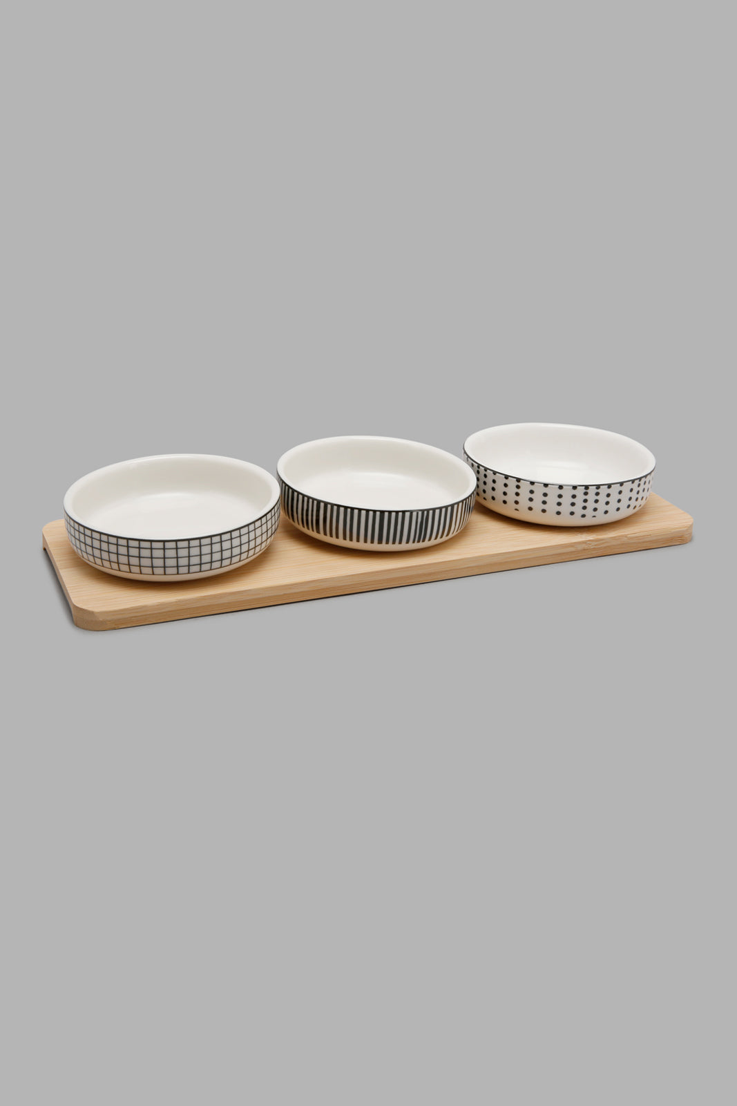 Redtag-Assorted-Round-Serving-Bowl-With-Bamboo-Tray-(4-Piece)-Serving-Bowls-Home-Dining-