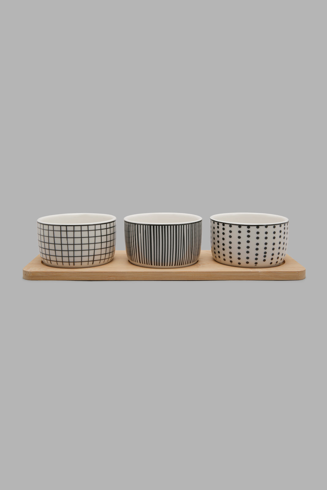 Redtag-Assorted-Round-Serving-Bowl-With-Bamboo-Tray-(4-Piece)-Serving-Bowls-Home-Dining-