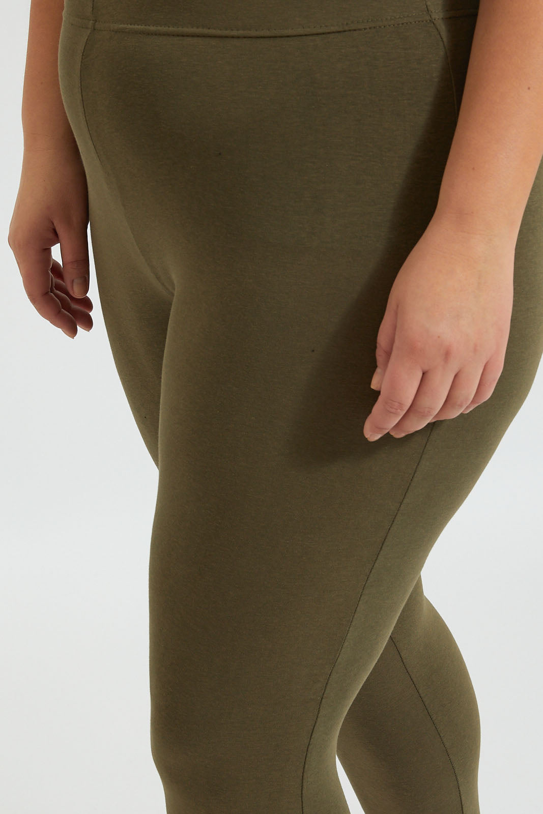 Olive Basic Legging