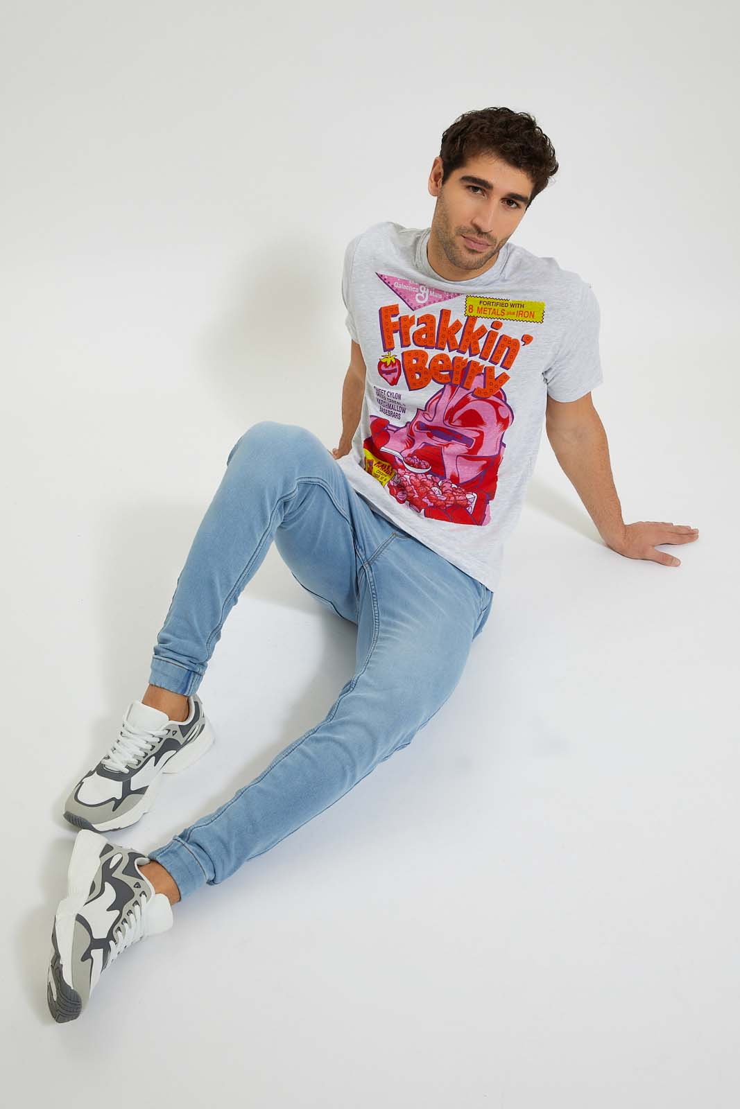 Redtag-Light-Wash-Jogger-Slim-Fit-Jean-Jeans-Slim-Fit-Men's-