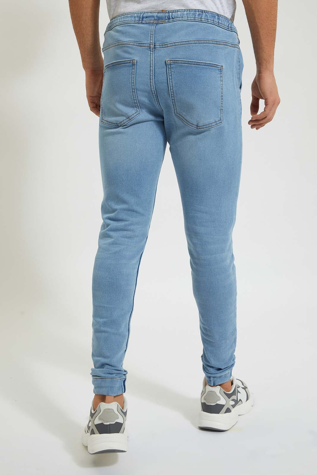 Redtag-Light-Wash-Jogger-Slim-Fit-Jean-Jeans-Slim-Fit-Men's-