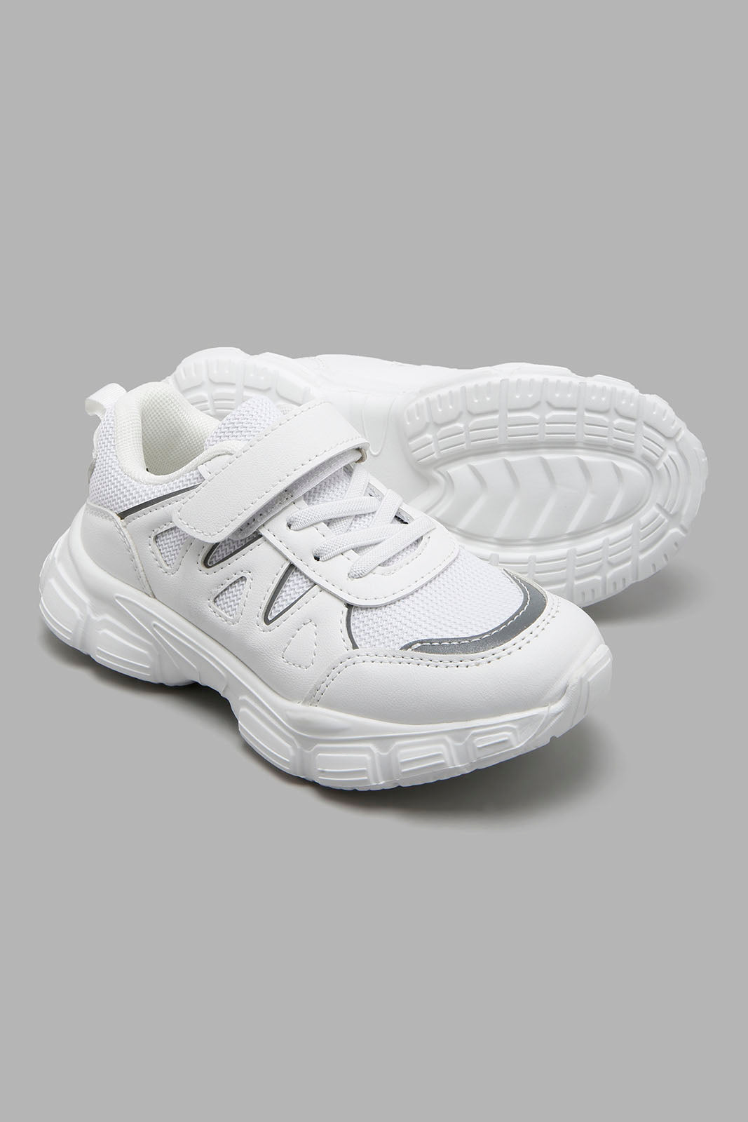 Redtag-White-Trekker-Sneaker-Boys-Trainers,-Character,-Colour:White,-Filter:Boys-Footwear-(3-to-5-Yrs),-New-In,-New-In-BOY-FOO,-Non-Sale,-W21B,-WB25-Boys-3 to 5 Years