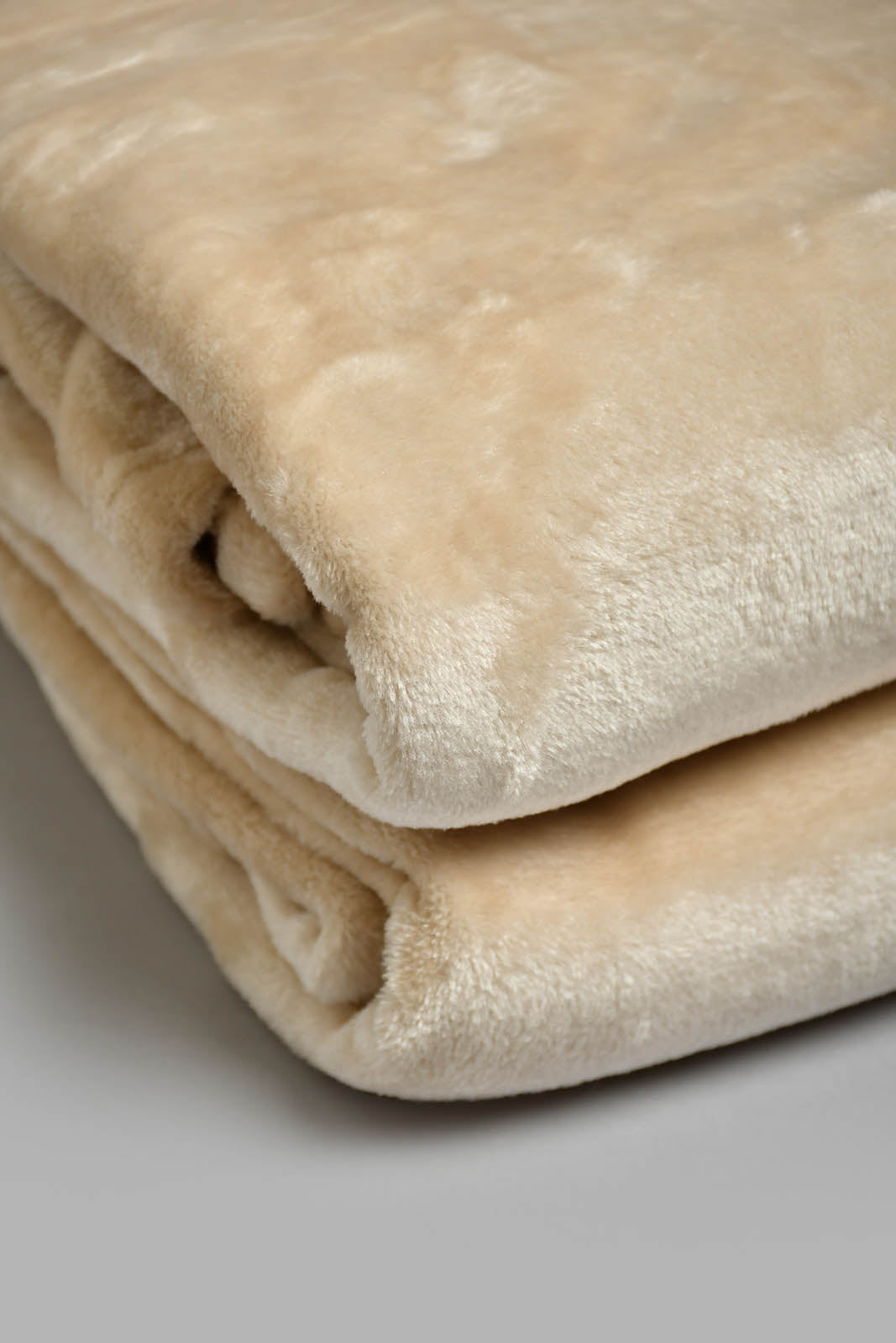 Redtag-Ivory-Ultra-Soft-Blanket-(Double-Size)-Blankets-Home-Bedroom-