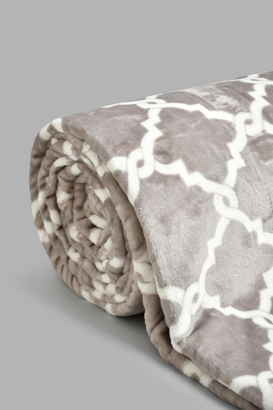 Grey Geometric Ultra Soft Blanket (Double Size)