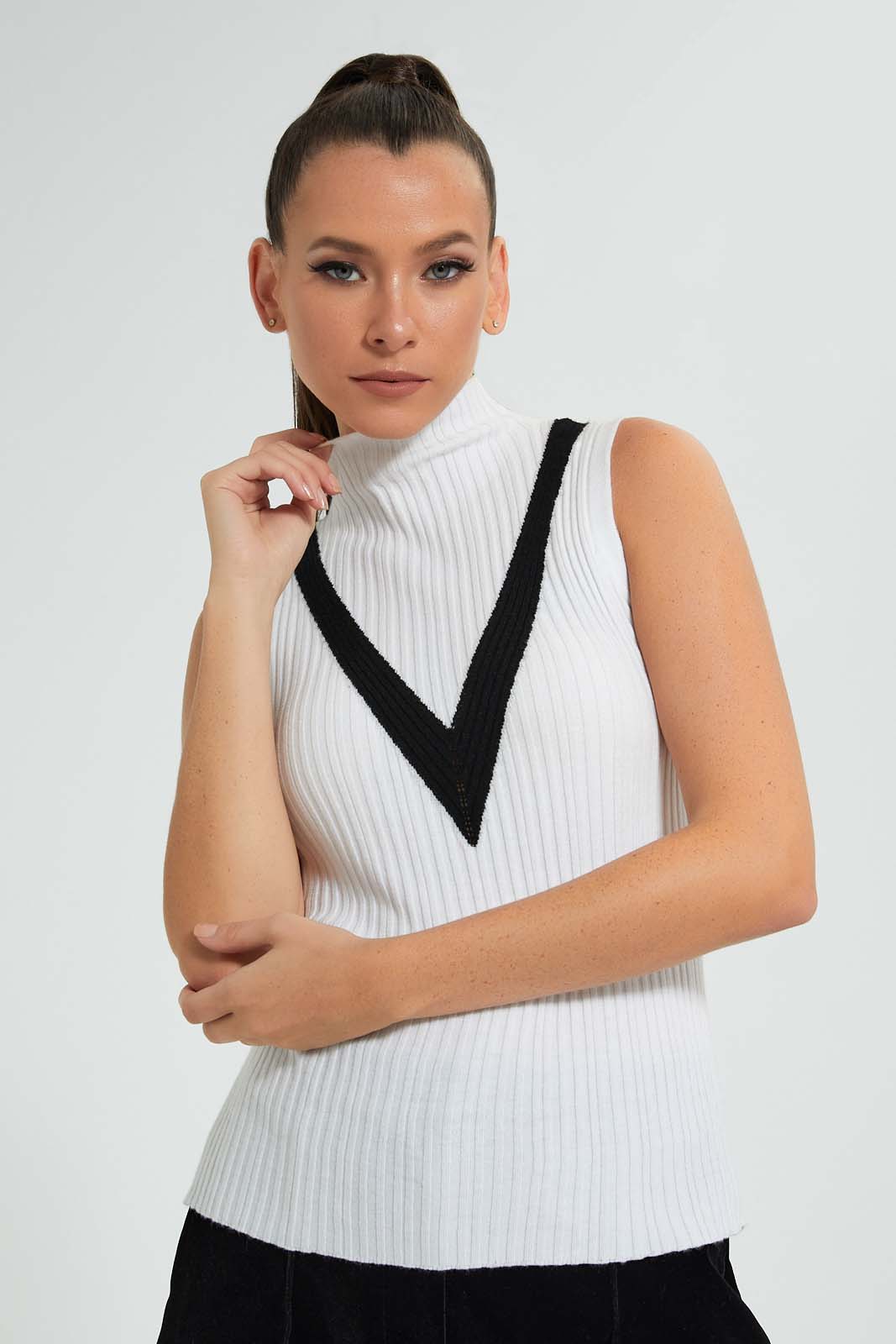 Redtag-White-Highneck-Pullover-With-Contrast-Design-Celebrity-Pullovers,-Colour:White,-Filter:Women's-Clothing,-New-In,-New-In-LDC,-Non-Sale,-S22A,-Section:Women-Women's-