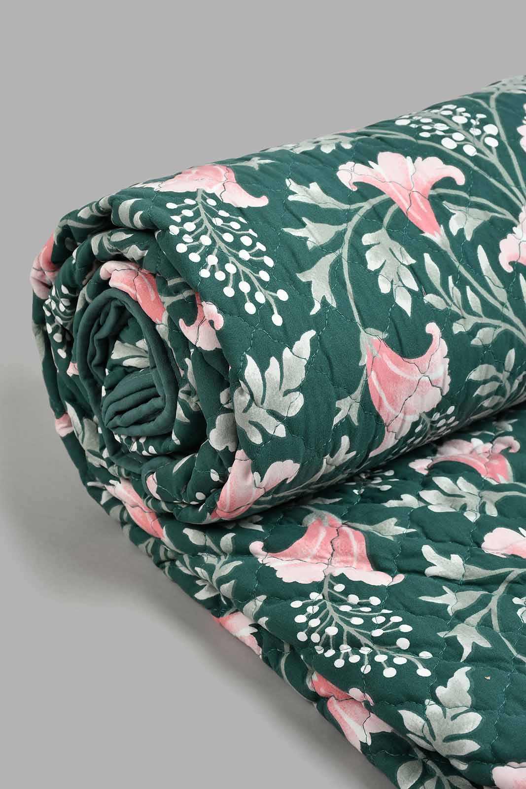 Redtag-Green-2-Piece-Floral-Printed-Quilt-Set-
(Single-Size)-Quilts-Home-Bedroom-