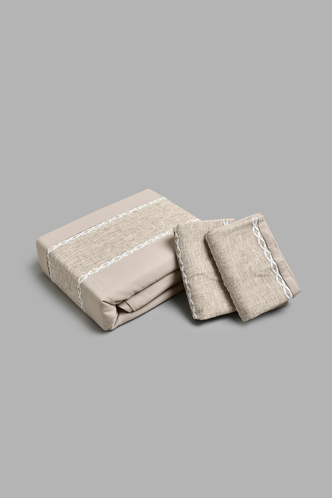 Beige 3-Piece Duvet Cover Set With Lace (King Size)