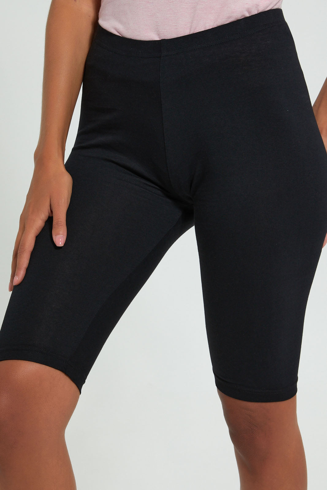 Redtag-Black-Knee-Length-Capri-Leggings-Women's-0