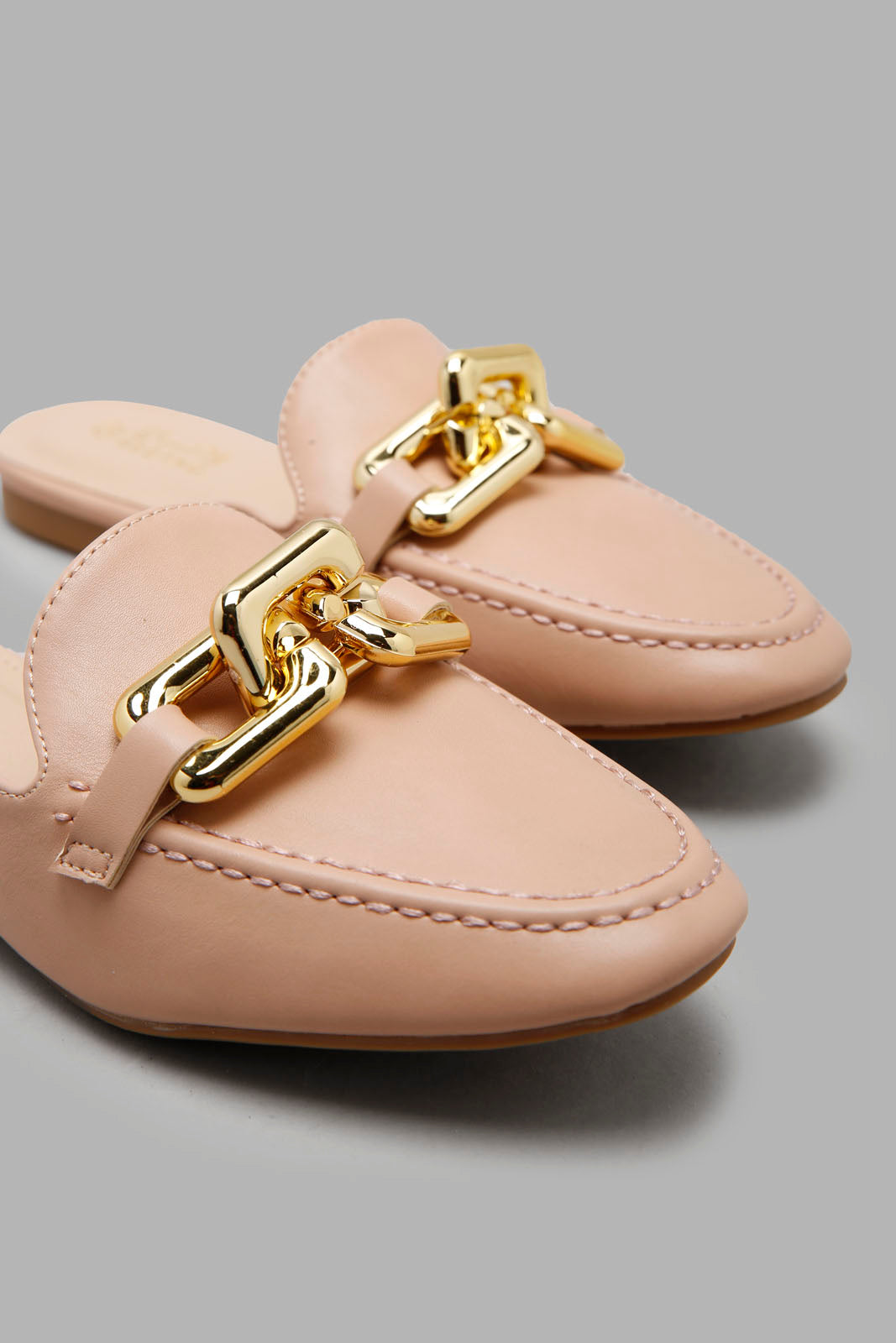 Redtag-Taupe-Closed-Toe-Mule-With-Chain-Trim-Category:Shoes,-Colour:Taupe,-Deals:New-In,-Filter:Women's-Footwear,-New-In-Women-FOO,-Non-Sale,-Section:Women,-W22A,-Women-Shoes-Women's-
