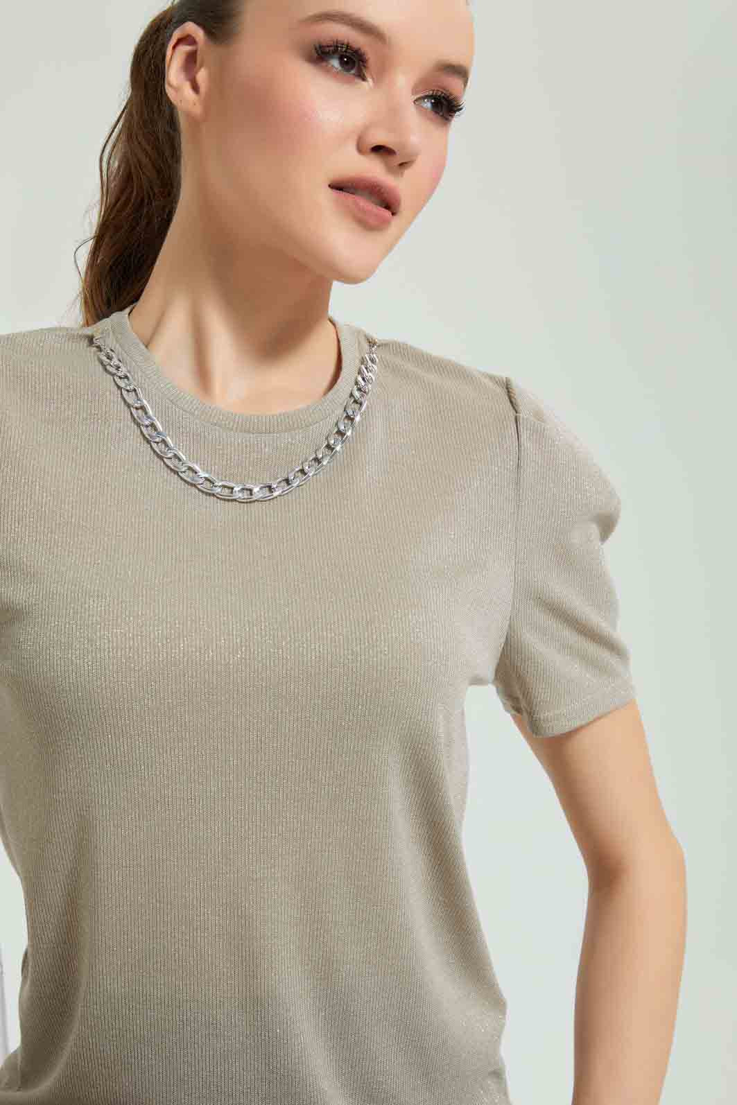 Green Top With Chain Necklace