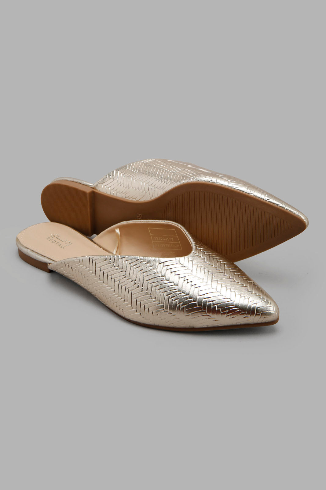 Redtag-Gold-Weave-Closed-Toe-Mule-Category:Shoes,-Colour:Gold,-Filter:Women's-Footwear,-New-In,-New-In-Women-FOO,-Non-Sale,-Section:Women,-W22A,-Women-Shoes-Women's-