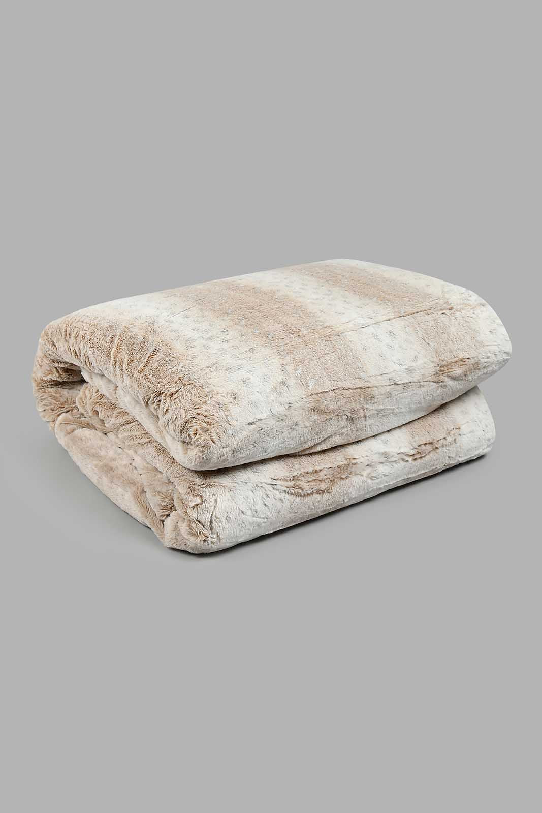 Redtag-Beige-Animal-Print-3-Piece-Comforter-Set-(King-Size)-Colour:Beige,-Filter:Home-Bedroom,-HMW-BED-Comforters,-New-In,-New-In-HMW-BED,-Non-Sale,-S22A,-Section:Homewares-Home-Bedroom-