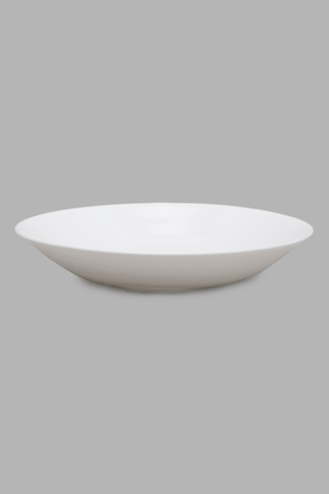 Redtag-White-Round-Soup-Plate-Category:Plates,-Colour:White,-Deals:New-In,-Filter:Home-Dining,-HMW-DIN-Crockery,-New-In-HMW-DIN,-Non-Sale,-Section:Homewares,-W22A-Home-Dining-