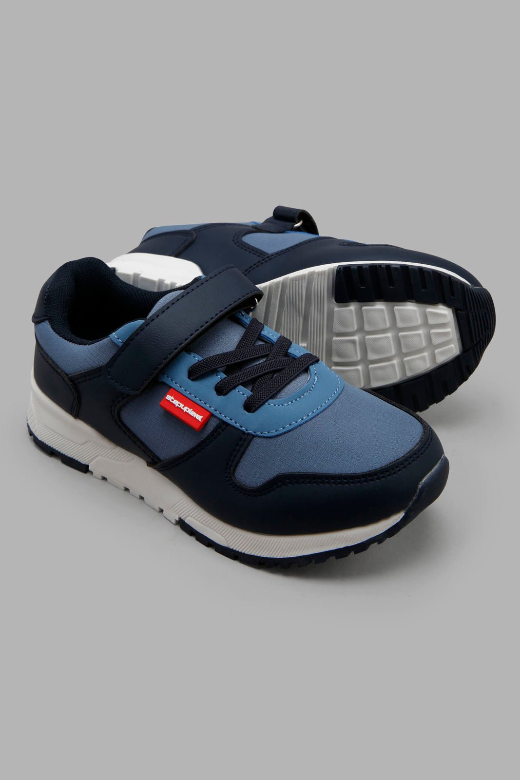 Redtag-Navy-Fabric-Block-Sneaker-BOY-Trainers,-Category:Trainers,-Colour:Navy,-Filter:Boys-Footwear-(3-to-5-Yrs),-New-In,-New-In-BOY-FOO,-Non-Sale,-S22C,-Section:Boys-(0-to-14Yrs)-Boys-3 to 5 Years