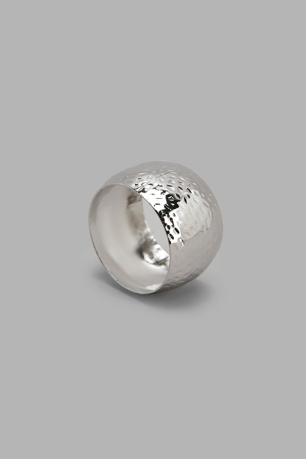 Redtag-Silver-Napkin-Ring
(4-Piece)-Bundle,-Category:Napkins-&-Tissues,-Colour:Silver,-Deals:4-For-90,-Filter:Home-Dining,-HMW-DIN-Kitchen-Accessories,-S22C,-Section:Homewares-Home-Dining-