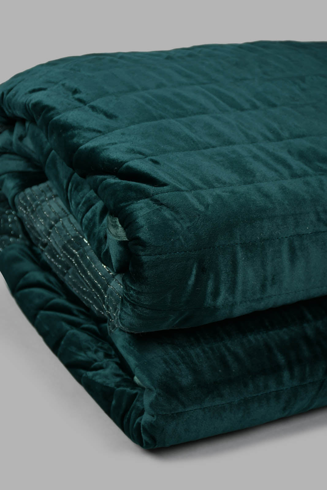 Redtag-Green-Velvet-2-Piece-Quilt-With-Gold-Lurex-
(Single-Size)-Quilts-Home-Bedroom-