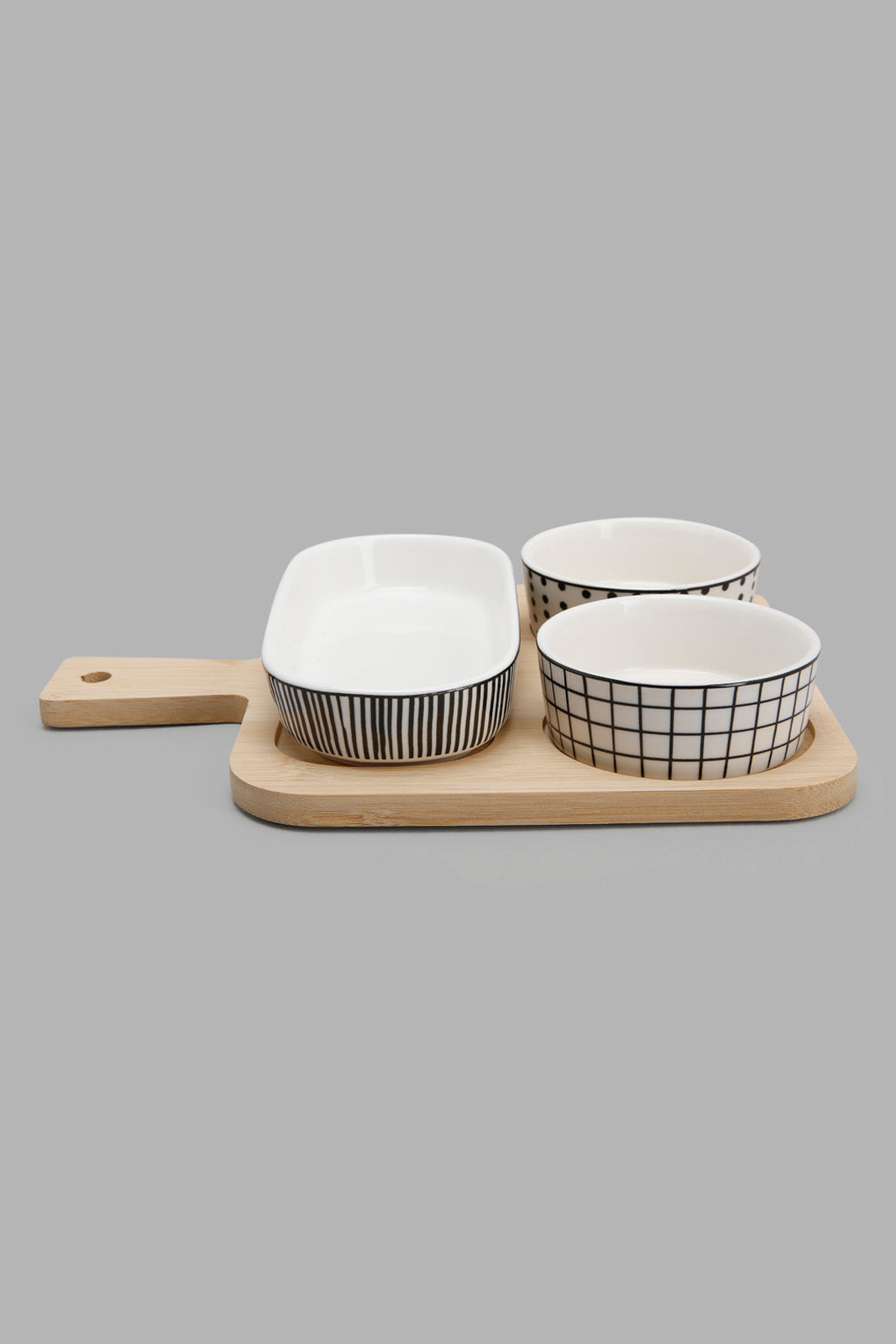 Redtag-Asssorted-Round-Serving-Bowl-With-Bamboo-Tray-(4-Piece)-Category:Bowls,-Colour:Multicolour,-Deals:New-In,-Filter:Home-Dining,-HMW-DIN-Serveware,-New-In-HMW-DIN,-Non-Sale,-Section:Homewares,-W22A-Home-Dining-