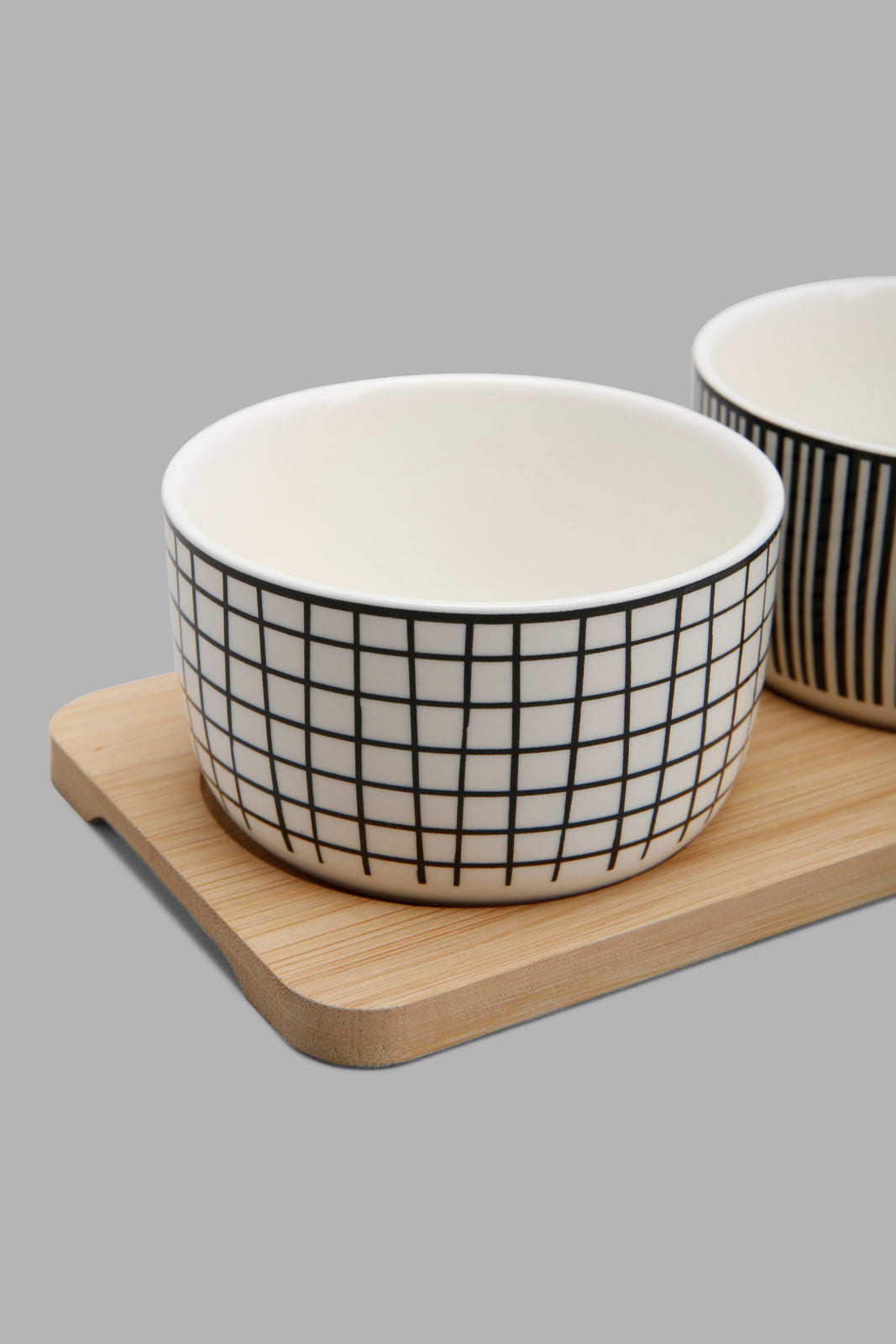 Redtag-Assorted-Round-Serving-Bowl-With-Bamboo-Tray-(4-Piece)-Category:Bowls,-Colour:Multicolour,-Deals:New-In,-Filter:Home-Dining,-HMW-DIN-Serveware,-New-In-HMW-DIN,-Non-Sale,-Section:Homewares,-W22A-Home-Dining-