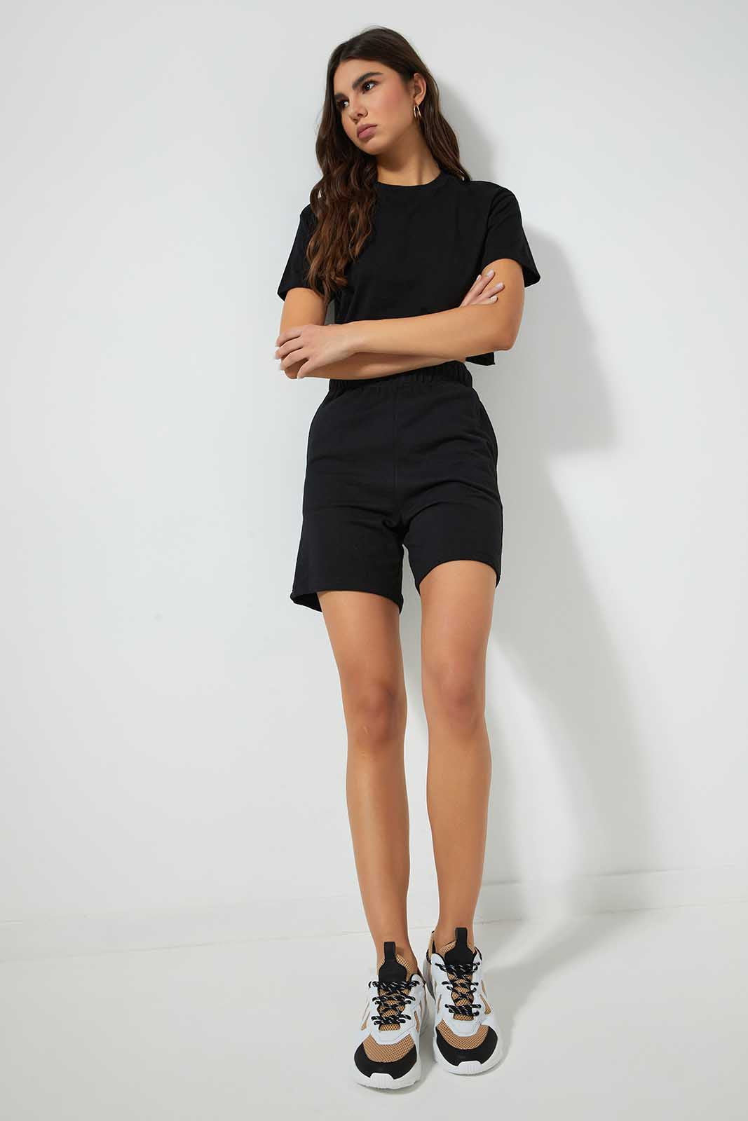 Redtag-Black-Boxy-Cropped-T-Shirt-Plain-Women's-