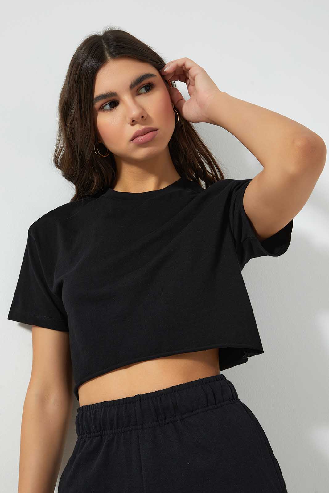 Redtag-Black-Boxy-Cropped-T-Shirt-Plain-Women's-