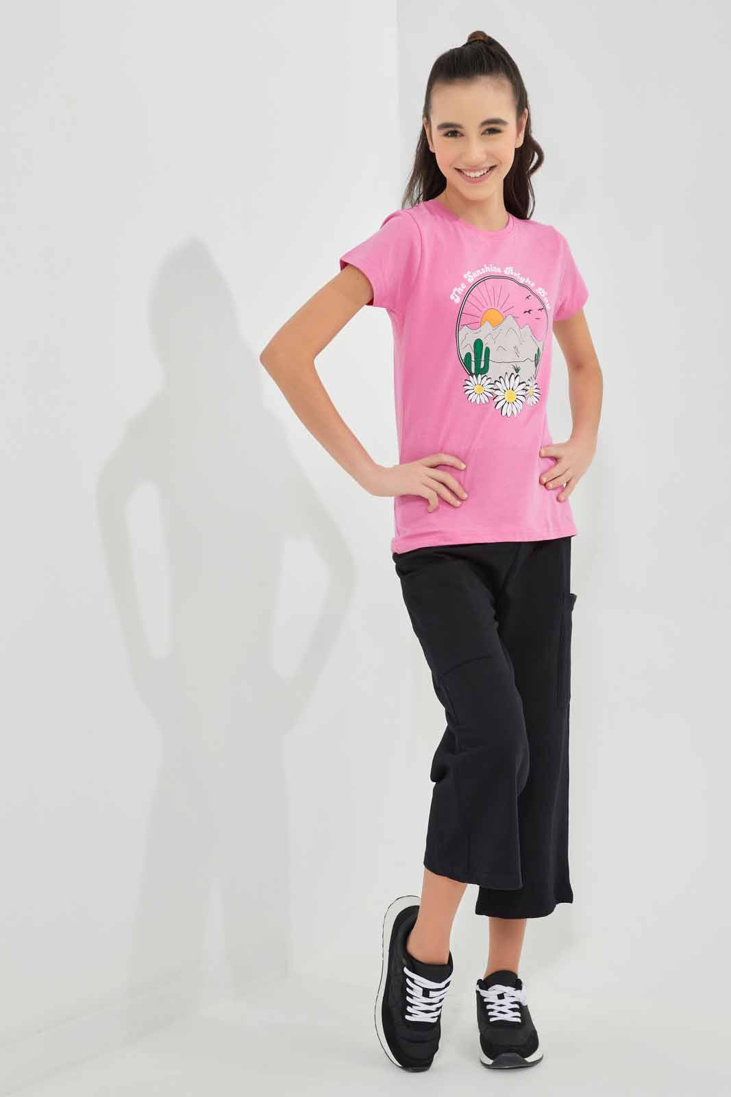 Redtag-Black-Capri-With-Side-Pocket-Category:Trousers,-Colour:Black,-Deals:2-For-90,-Deals:New-In,-Filter:Senior-Girls-(8-to-14-Yrs),-GSR-Trousers,-New-In-GSR-APL,-S22C,-Section:Kidswear,-TBL-Senior-Girls-