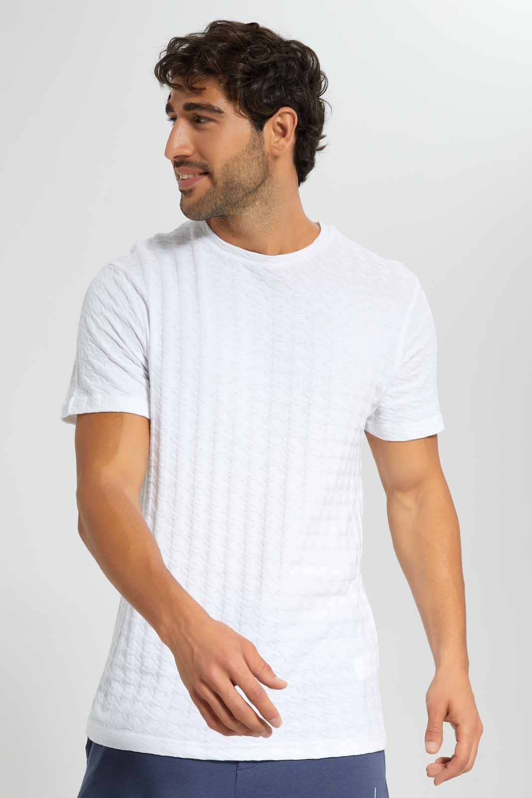 Redtag-White-Crew-Neck-T-Shirt-Category:T-Shirts,-Colour:White,-Deals:New-In,-Filter:Men's-Clothing,-Men-T-Shirts,-New-In-Men,-Non-Sale,-S22D,-Section:Men-Men's-