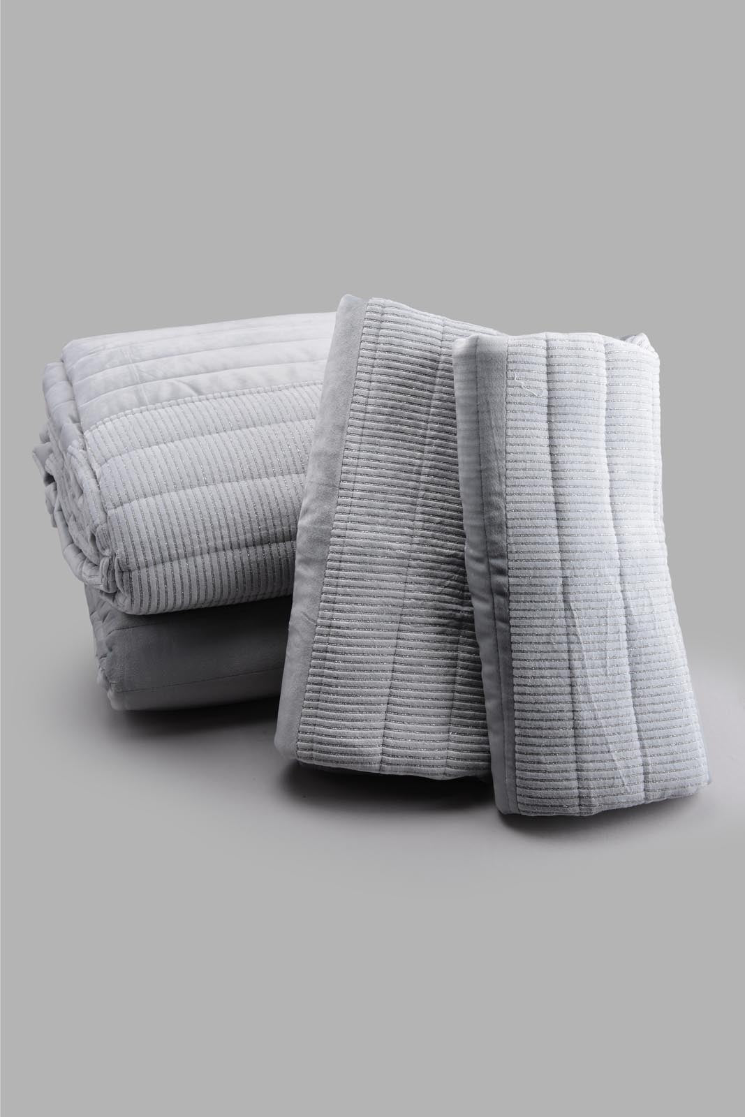 Grey Velvet 3-Piece Quilt (Double Size)