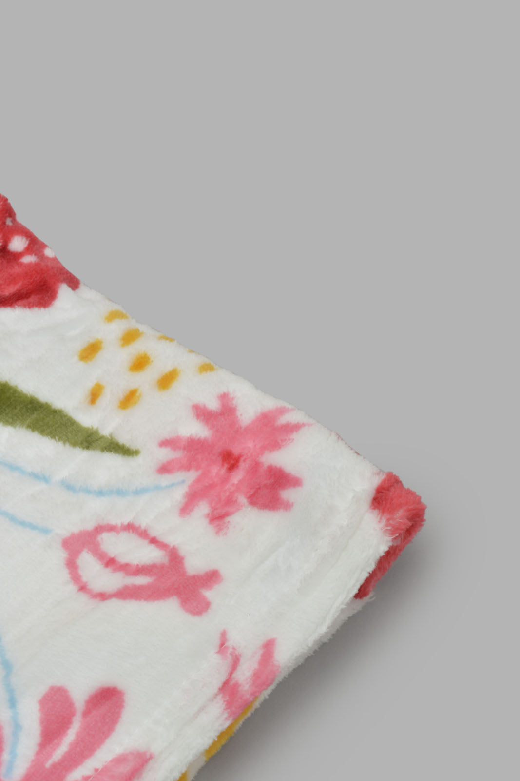 Redtag-Multi-Colour-Floral-Print-Kids-Blanket-Category:Blankets,-Colour:Multicolour,-Filter:Home-Bedroom,-HMW-BED-Blankets,-New-In,-New-In-HMW-BED,-Non-Sale,-S22C,-Section:Homewares-Home-Bedroom-