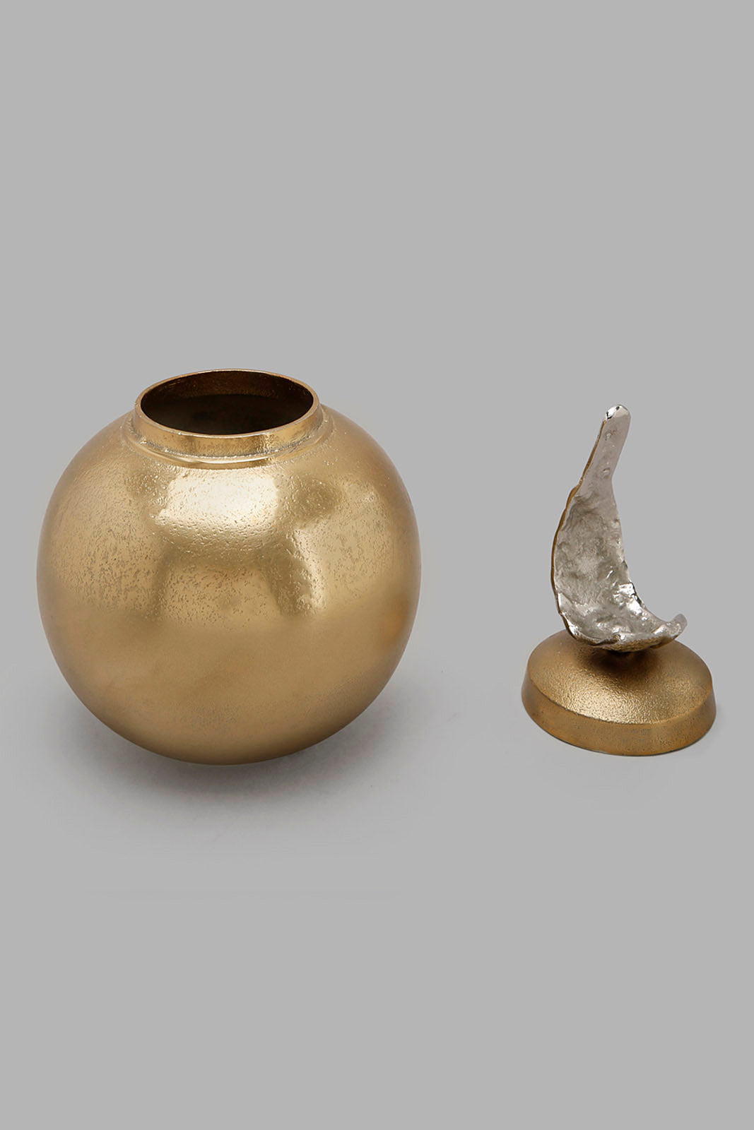 Redtag-Gold-Decorative-Circular-Box-Category:Fashion-Box,-Colour:Gold,-Deals:New-In,-Filter:Home-Decor,-HMW-HOM-Decorative-Accessories,-New-In-HMW-HOM,-Non-Sale,-Section:Homewares,-W22O-Home-Decor-