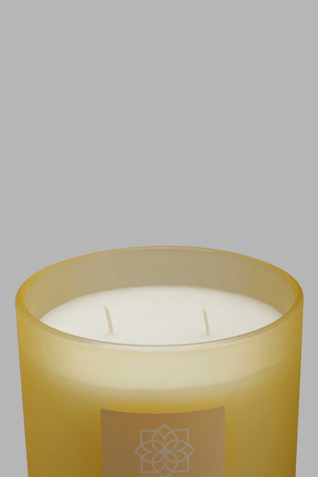 Redtag-Calm-Candle-With-Woodenlid-Category:Candles,-Colour:Yellow,-Deals:New-In,-Filter:Home-Decor,-HMW-HOM-Candle-&-Fragrances,-New-In-HMW-HOM,-Non-Sale,-Section:Homewares,-W22O-Home-Decor-