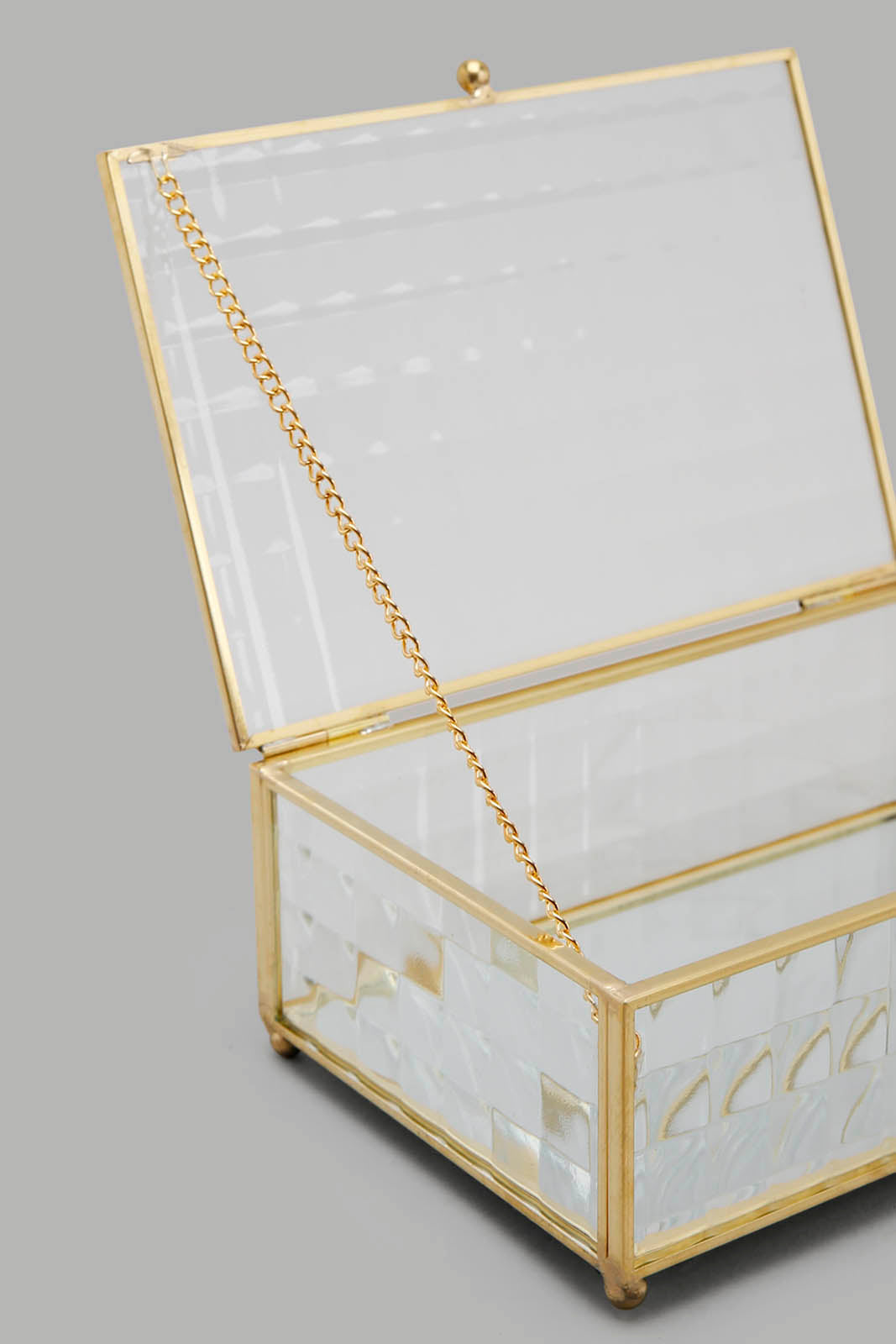 Redtag-Gold-Metal-Edge-Jewellery-Box-(M)-Category:Fashion-Box,-Colour:Gold,-Deals:New-In,-Filter:Home-Decor,-HMW-HOM-Decorative-Accessories,-New-In-HMW-HOM,-Non-Sale,-Section:Homewares,-W22O-Home-Decor-