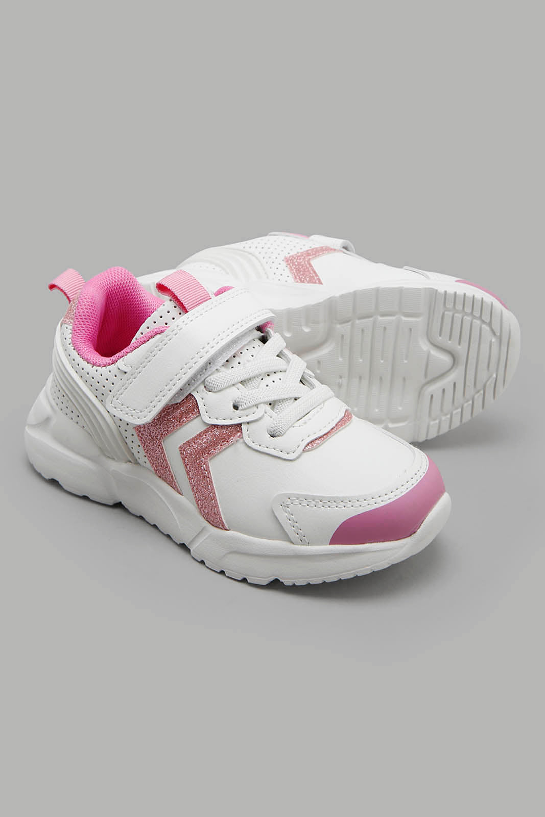 Redtag-White-Lace-Up-Sneaker-Category:Trainers,-Colour:White,-Filter:Girls-Footwear-(3-to-5-Yrs),-GIR-Trainers,-New-In,-New-In-GIR-FOO,-Non-Sale,-Section:Girls-(0-to-14Yrs),-W22O-Girls-3 to 5 Years