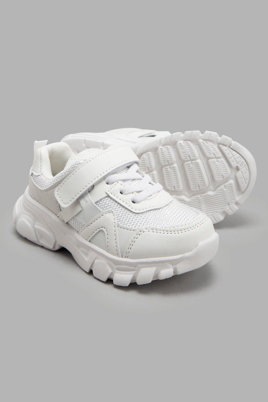 Redtag-White-Colour-Block-Chunky-Sneaker-BOY-Trainers,-Category:Trainers,-Colour:White,-Deals:New-In,-Filter:Boys-Footwear-(3-to-5-Yrs),-New-In-BOY-FOO,-Non-Sale,-S22C,-Section:Boys-(0-to-14Yrs)-Boys-3 to 5 Years