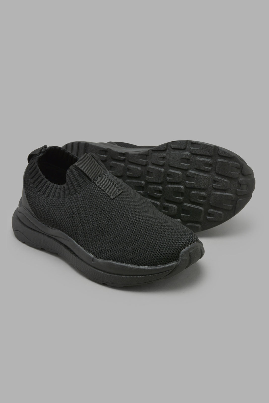 Redtag-Black-Knit-Slip-On-BOY-Trainers,-Category:Trainers,-Colour:Black,-Deals:New-In,-Filter:Boys-Footwear-(3-to-5-Yrs),-New-In-BOY-FOO,-Non-Sale,-S22C,-Section:Boys-(0-to-14Yrs)-Boys-3 to 5 Years