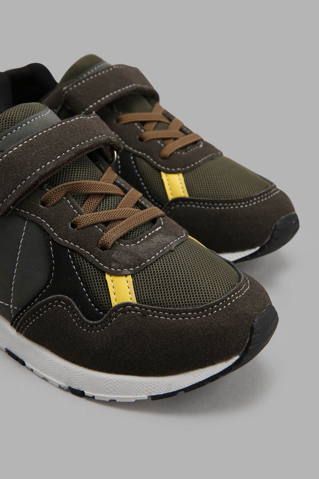 Redtag-Olive-Colour-Block-Sneaker-BOY-Trainers,-Category:Trainers,-Colour:Green,-Deals:New-In,-Filter:Boys-Footwear-(3-to-5-Yrs),-New-In-BOY-FOO,-Non-Sale,-S22C,-Section:Boys-(0-to-14Yrs)-Boys-3 to 5 Years