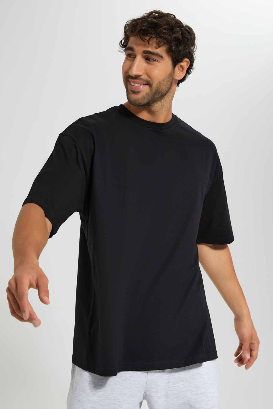 Redtag-Black-Oversize-T-Shirt-Category:T-Shirts,-Colour:Black,-Deals:New-In,-Filter:Men's-Clothing,-Men-T-Shirts,-New-In-Men,-Non-Sale,-S22D,-Section:Men-Men's-