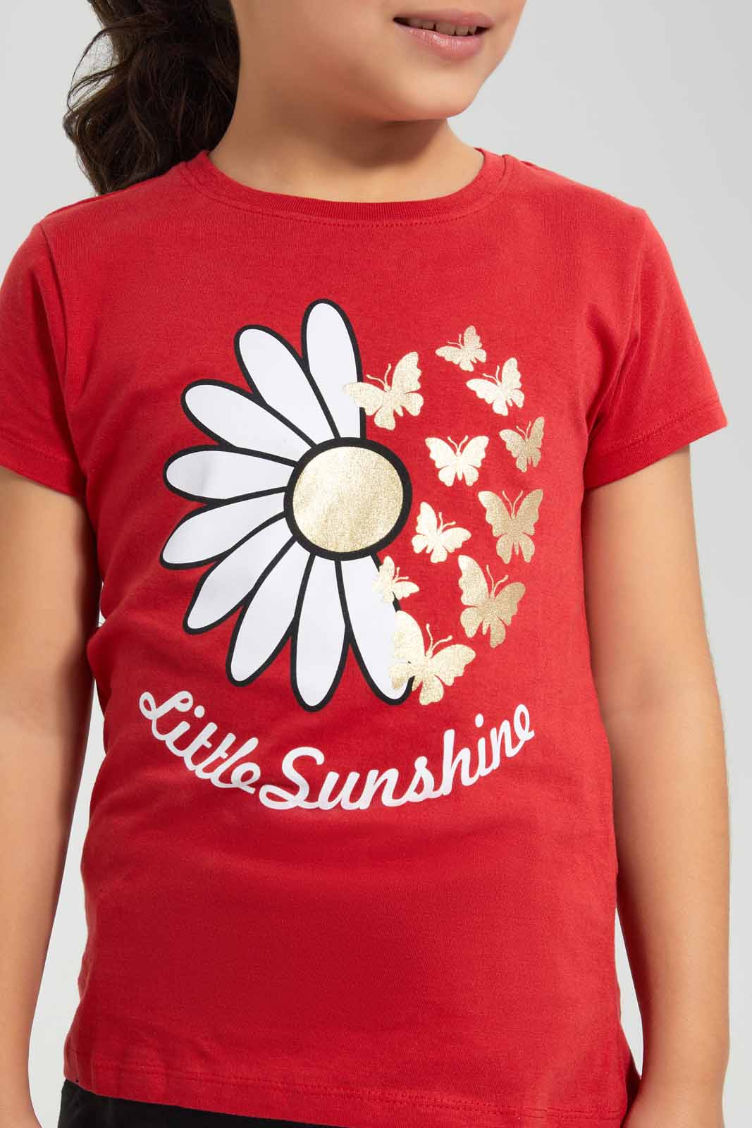 Redtag-Red-T-Shirt-With-Placment-Print-Category:T-Shirts,-Colour:Red,-Deals:New-In,-Filter:Girls-(2-to-8-Yrs),-GIR-T-Shirts,-New-In-GIR,-Non-Sale,-S22D,-Section:Girls-(0-to-14Yrs),-TBL-Girls-2 to 8 Years